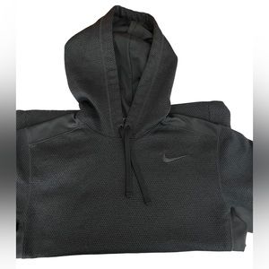 Nike therma Fit Hoodie Size: M